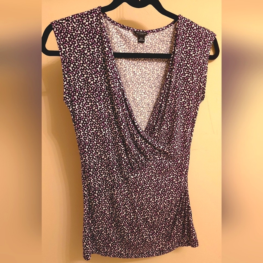 Ann Taylor XS flowery printed top